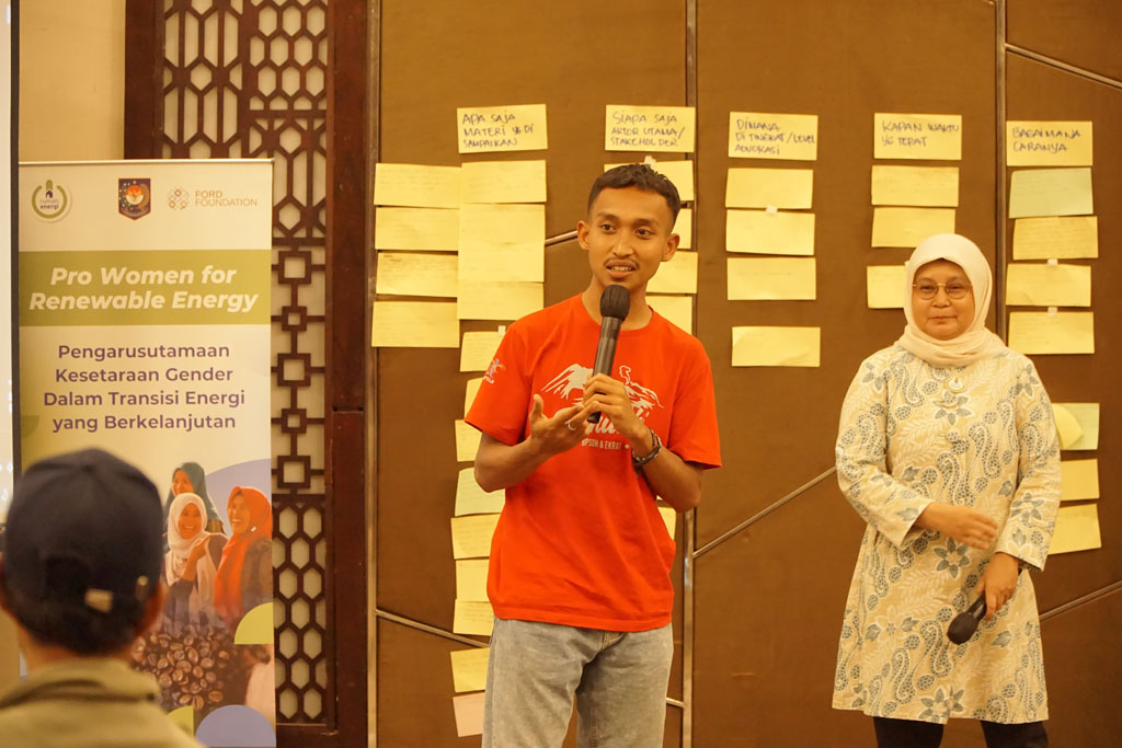 Pelatihan Advokasi dan Kampanye Energi Terbarukan
