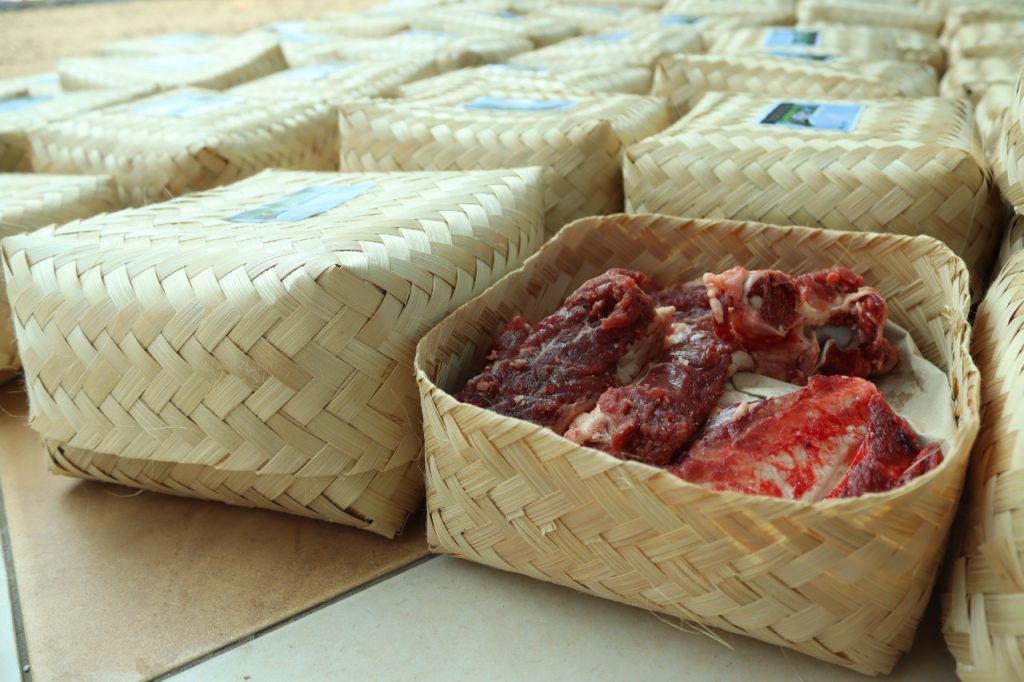Wadah ramah lingkungan selama Idul Adha