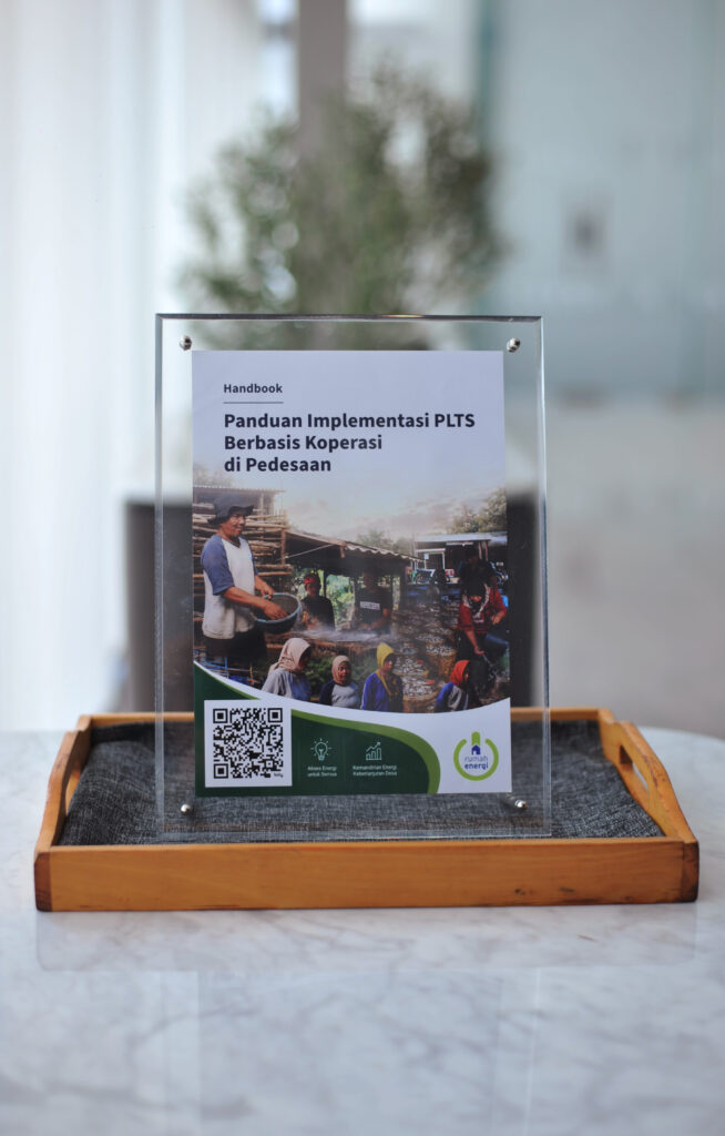 Handbook Panduan Implementasi PLTS Berbasis Koperasi